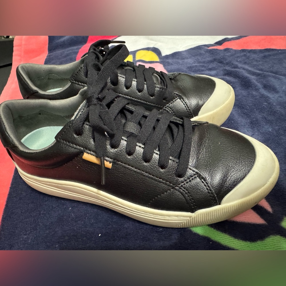 Dr. Scholl’s Black Leather Sneakers with White Soles